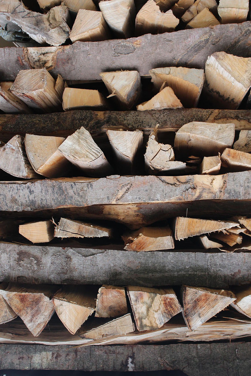brennholz-buck gestapeltes Holz